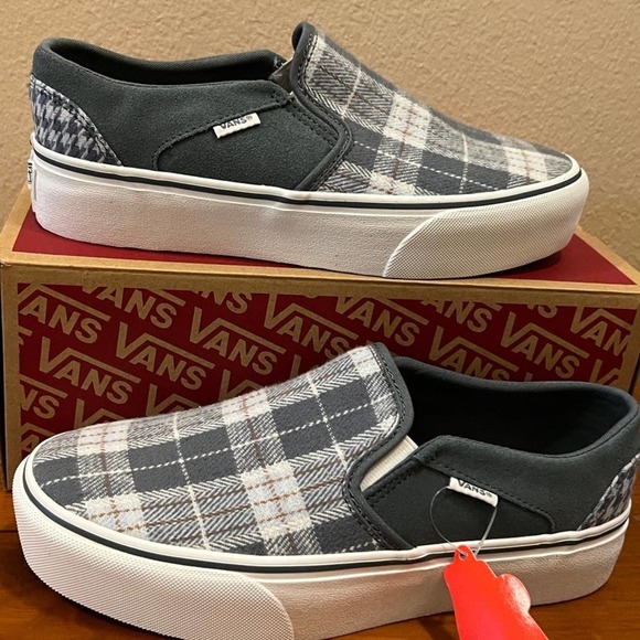 Vans Shoes - Vans Asher Platform Plaid Mix Dark Grey-Size 9.5